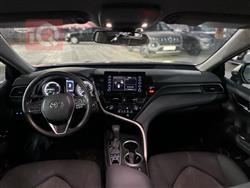 تۆیۆتا کامری